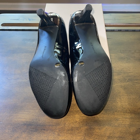 BGBGeneration Black Patent Pump - Picture 3 of 3